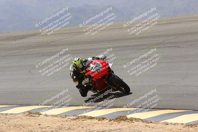 media/Apr-10-2022-SoCal Trackdays (Sun) [[f104b12566]]/Bowl (11am)/